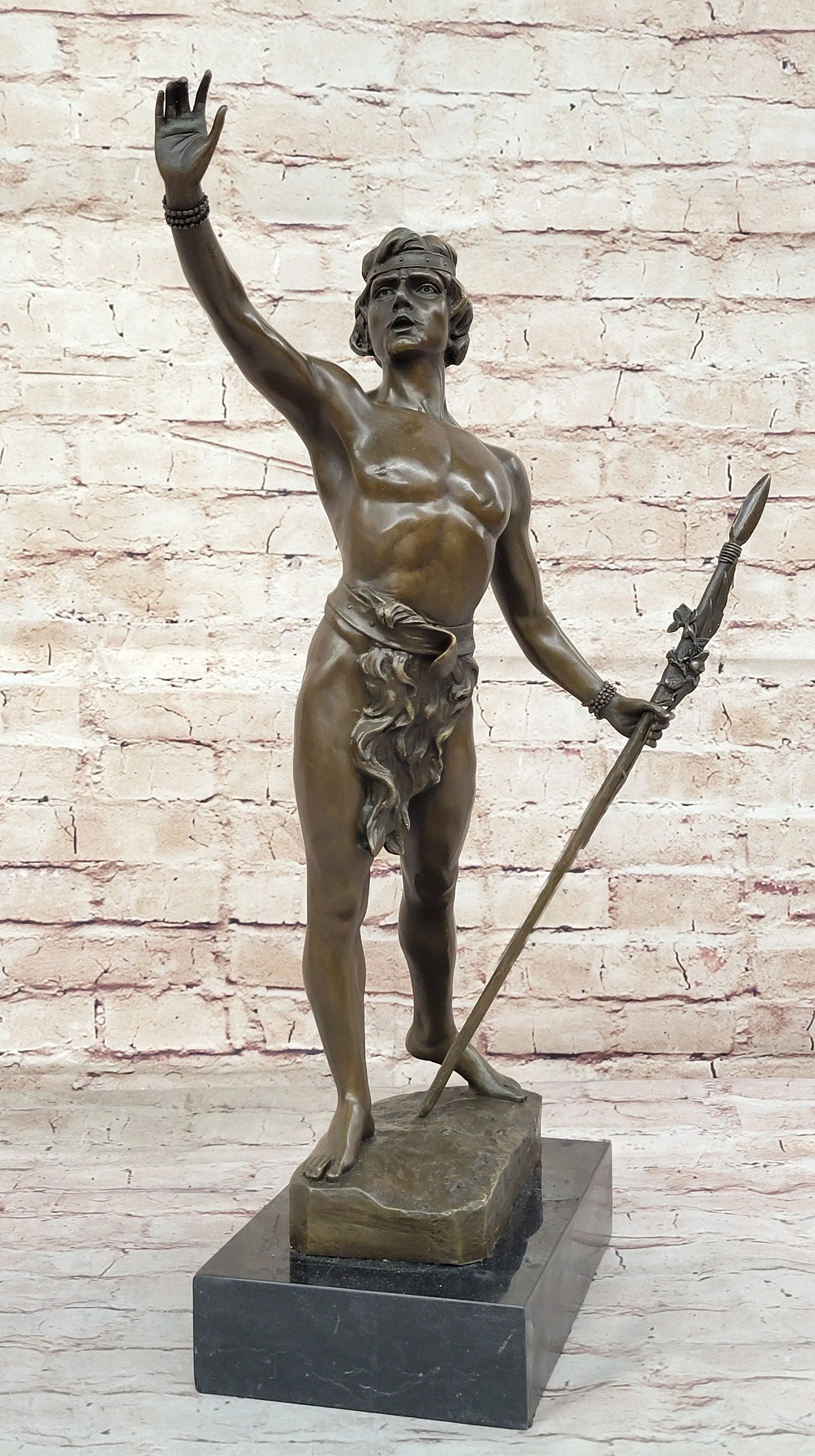 Bronze sculpture by Luis Domenech Vicente Le Messager de Paix Made in spain Deco