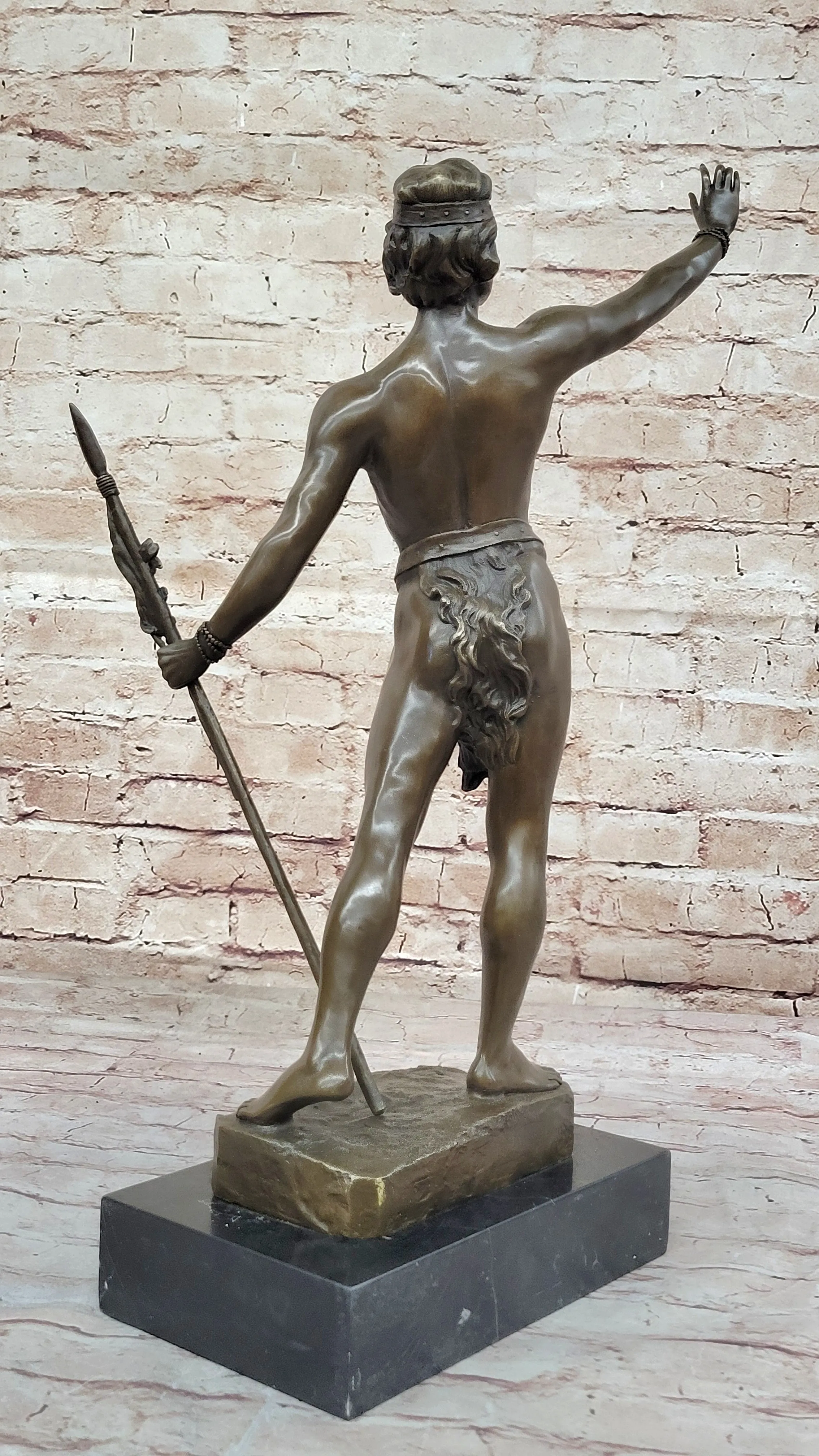 Bronze sculpture by Luis Domenech Vicente Le Messager de Paix Made in spain Deco