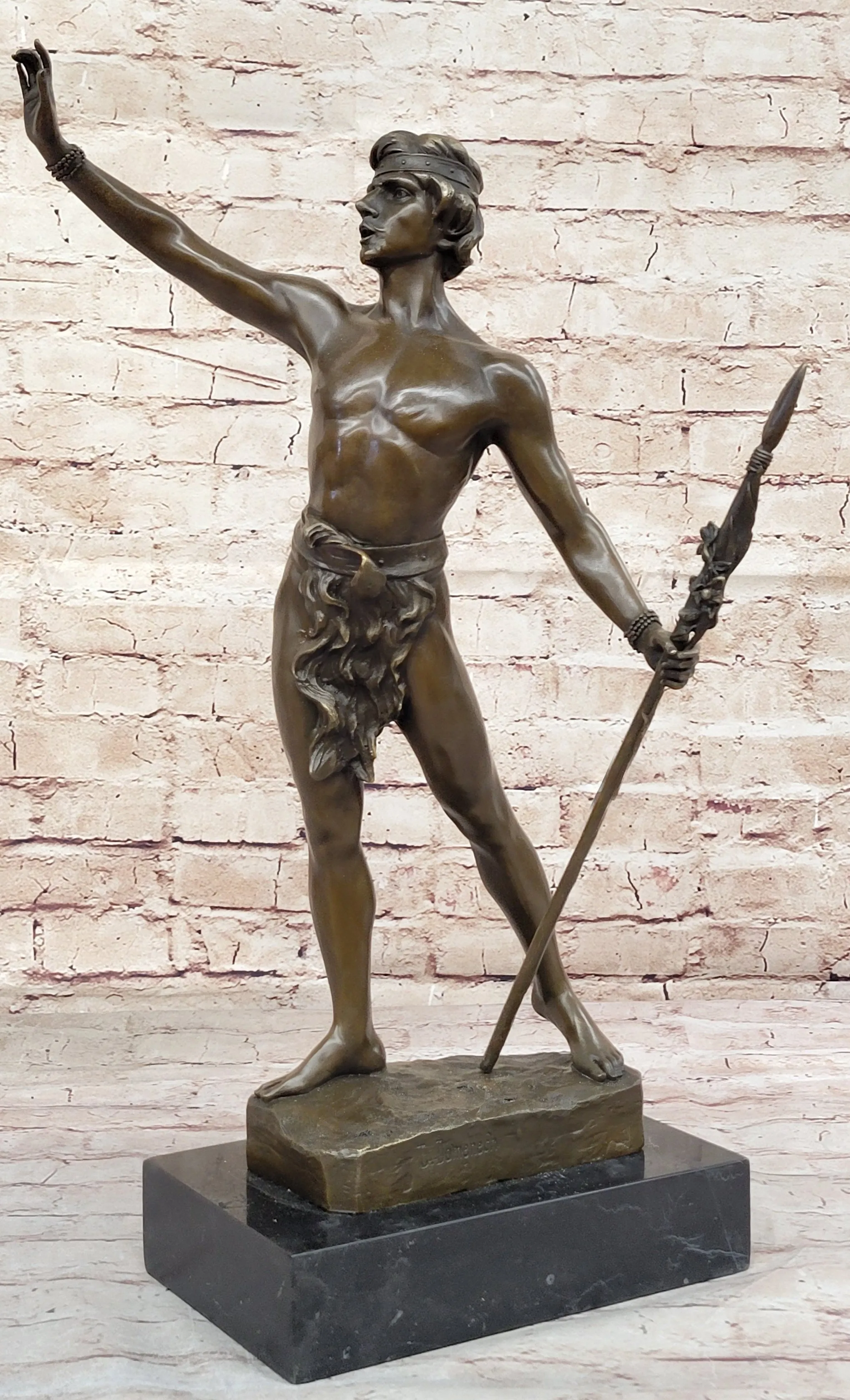 Bronze sculpture by Luis Domenech Vicente Le Messager de Paix Made in spain Deco