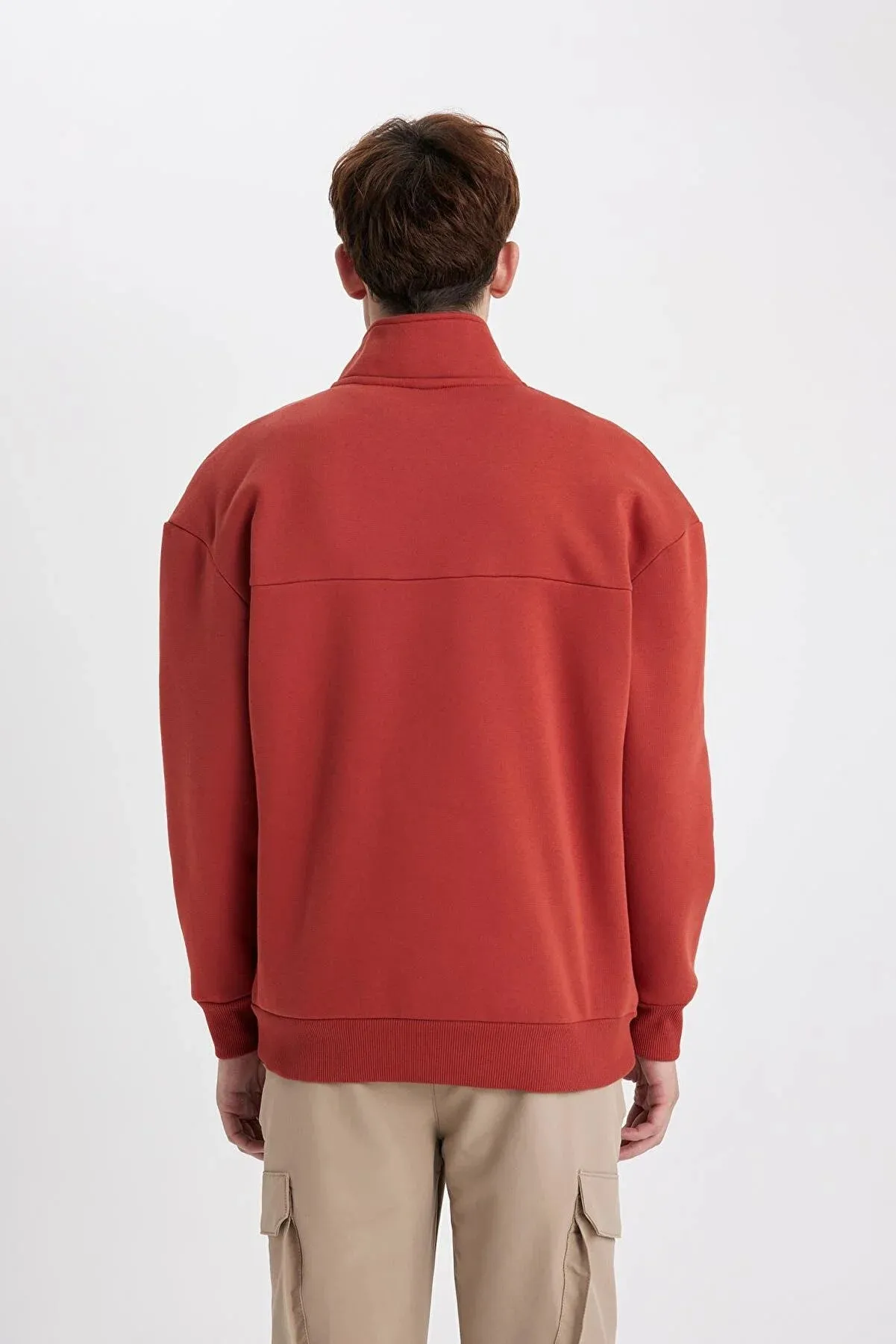 Defacto Men's Red Comfort Fit Stand-up Collar Sweatshirt