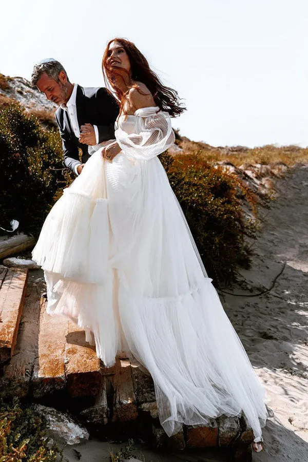 Ivory Long Sleeve Pleats Tulle Sweetheart Wedding Dresses With Chapel Train