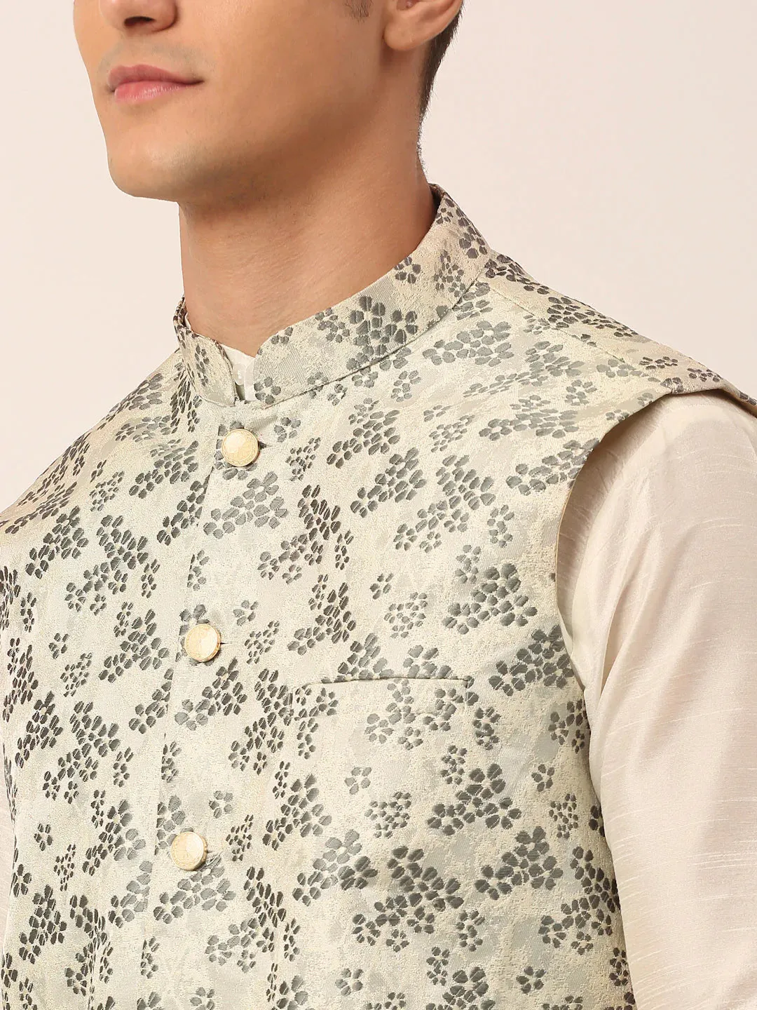 Men'S Solid Kurta Pyjama With Grey Floral Embroidered Nehru Jacket